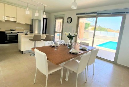 4 Bed Detached House for sale in Pyrgos - Tourist Area, Limassol - 1