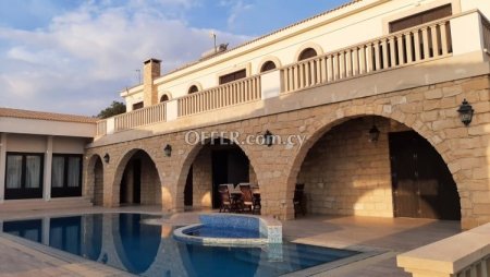 7 Bed Detached House for rent in Zygi, Limassol - 1