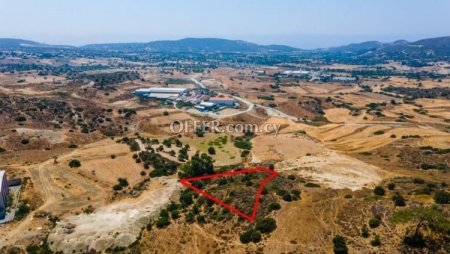 Field for sale in Monagroulli, Limassol - 1