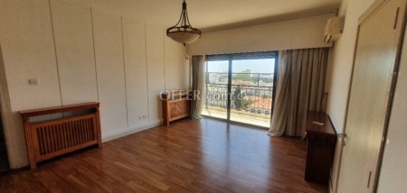 Office for rent in Agia Zoni, Limassol - 1