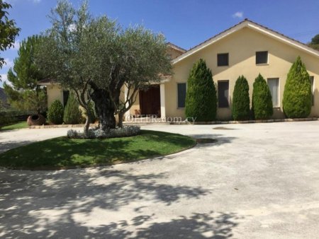 7 Bed Detached House for sale in Koilani, Limassol