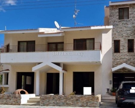 3 Bed Semi-Detached House for rent in Pelendri, Limassol