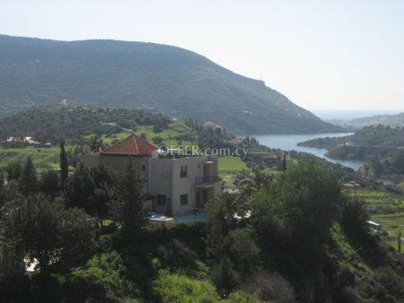 5 Bed Detached House for rent in Akrounta, Limassol