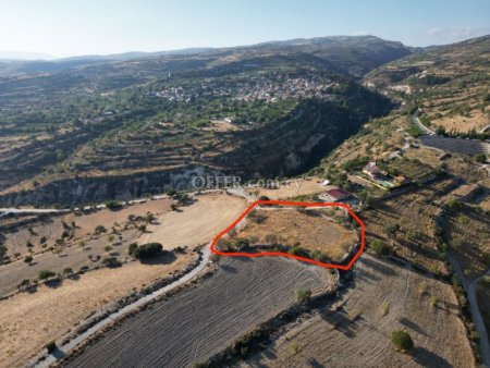 Field for sale in Vasa Koilaniou, Limassol