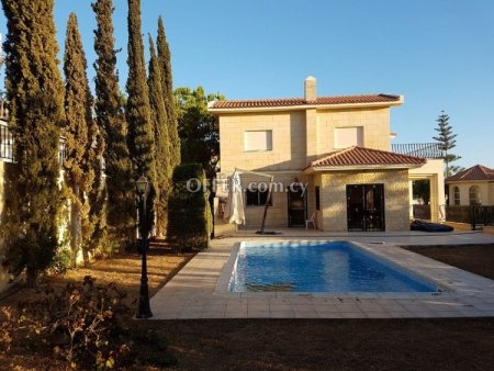 7 Bed Detached House for rent in Agios Tychon, Limassol - 1