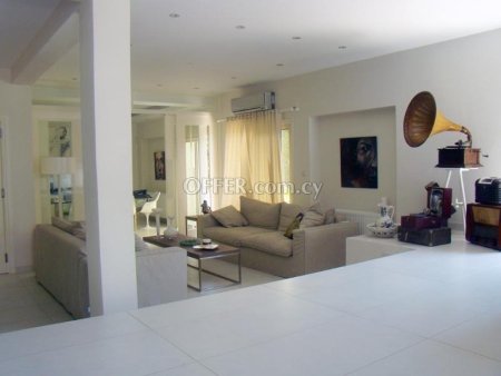 4 Bed Detached Villa for sale in Limassol