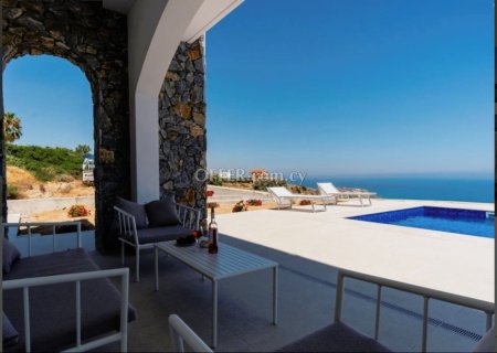 3 Bed Detached Villa for rent in Pissouri, Limassol - 1