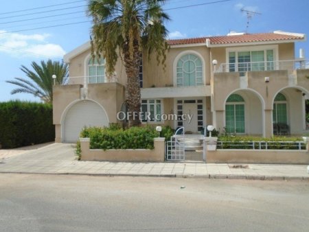 5 Bed Detached House for sale in Agios Theodoros, Paphos