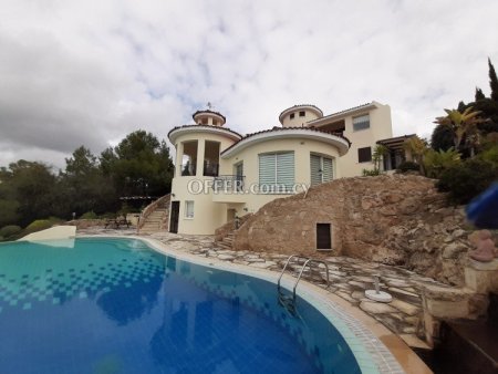 5 Bed Detached House for sale in Tala, Paphos - 1