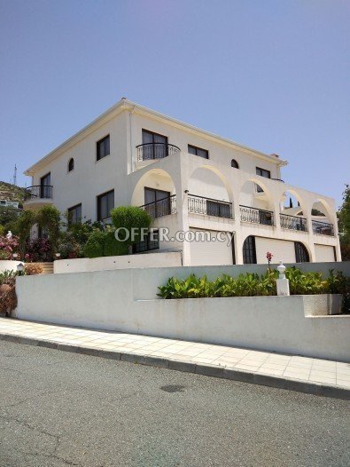 5 Bed Detached House for sale in Tala, Paphos