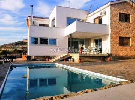 3 Bed Detached House for sale in Pafos, Paphos - 1