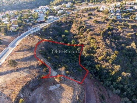 Field for sale in Neo Chorio, Paphos