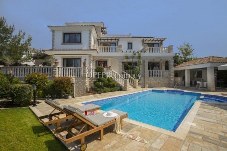 5 Bed Detached House for sale in Argaka, Paphos