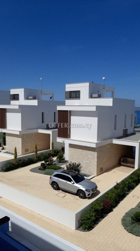 3 Bed Detached House for sale in Chlorakas, Paphos