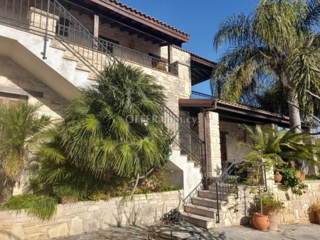 3 Bed Detached House for rent in Choulou, Paphos - 1