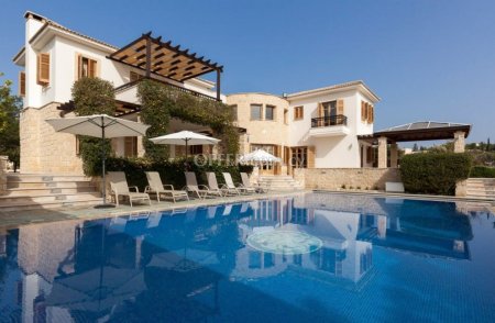 5 Bed Detached House for sale in Aphrodite hills, Paphos