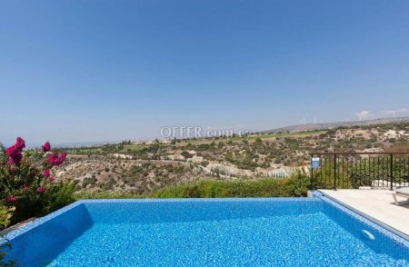 2 Bed Detached House for sale in Aphrodite hills, Paphos