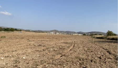 Residential Field for sale in Anarita, Paphos - 1