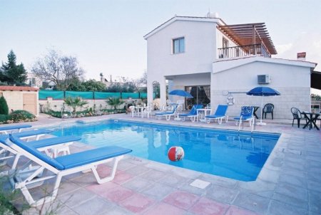 4 Bed Detached House for rent in Kathikas, Paphos - Main Photo