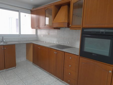3 Bed Apartment for rent in Agios Theodoros, Paphos