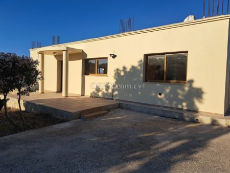 3 Bed Bungalow for sale in Theletra, Paphos