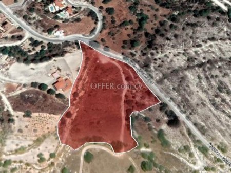 Residential Field for sale in Mesa Chorio, Paphos - 1