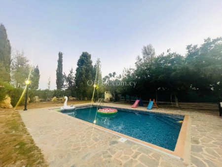 5 Bed Detached Villa for rent in Sea Caves, Paphos - Main Photo