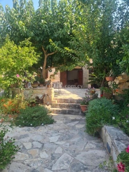 2 Bed Detached House for rent in Giolou, Paphos