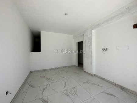 New For Sale €189,000 Apartment 3 bedrooms, Larnaka (Center), Larnaca Larnaca - 8