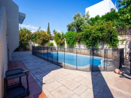 6 Bed Detached House for sale in Kalogyros, Limassol - 9