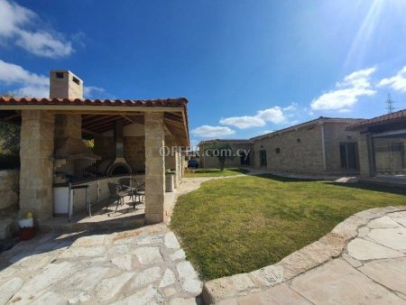 5 Bed Detached House for rent in Pissouri, Limassol - 11