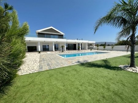 4 Bed Detached House for rent in Parekklisia, Limassol - 11