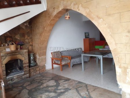 4 Bed Detached House for sale in Agios Ambrosios, Limassol - 11