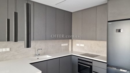2 Bed Apartment for rent in Mesa Geitonia, Limassol - 11