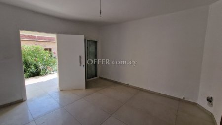 3 Bed Apartment for rent in Agia Zoni, Limassol - 11