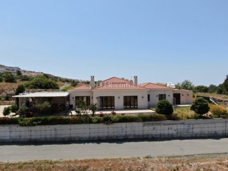 3 Bed Detached House for sale in Konia, Paphos - 11