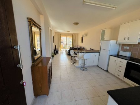 2 Bed Apartment for sale in Tombs Of the Kings, Paphos - 11