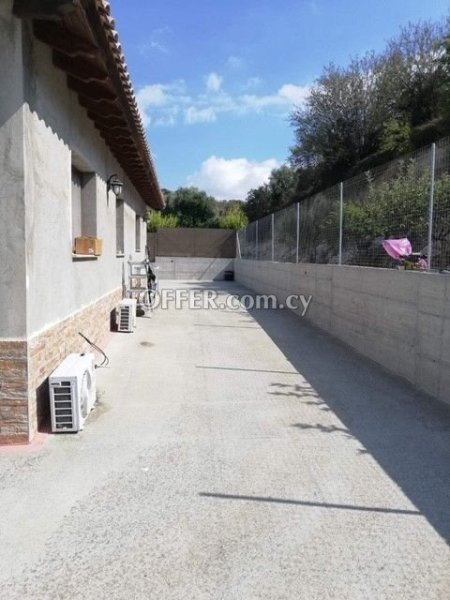 3 Bed Detached House for rent in Pachna, Limassol - 10