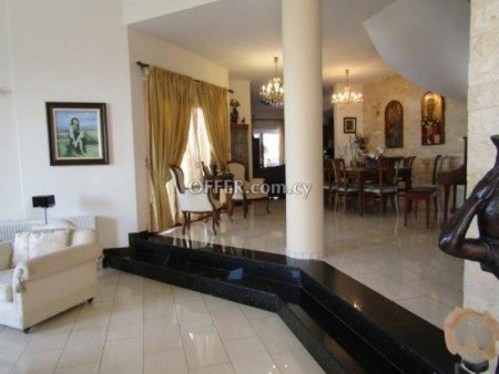 5 Bed Detached House for rent in Mesa Geitonia, Limassol - 10
