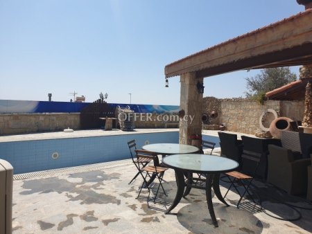 4 Bed Semi-Detached House for rent in Pachna, Limassol - 10