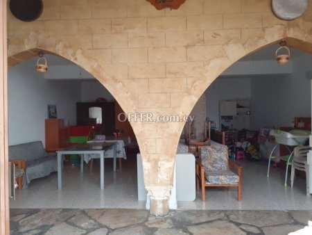 4 Bed Detached House for sale in Agios Ambrosios, Limassol - 10