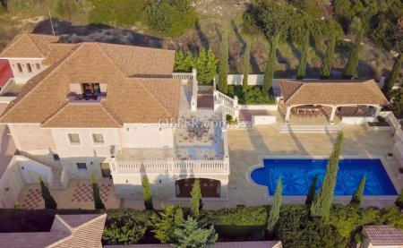 6 Bed Detached House for sale in Aphrodite hills, Paphos - 10