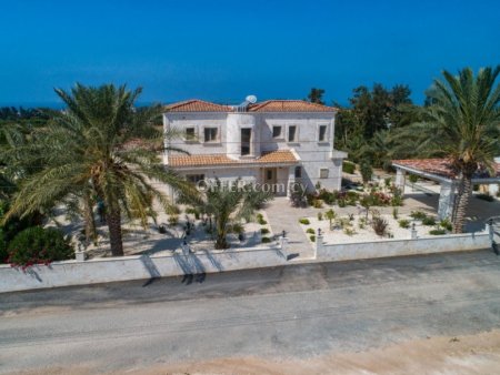 4 Bed Detached House for sale in Peyia, Paphos - 10