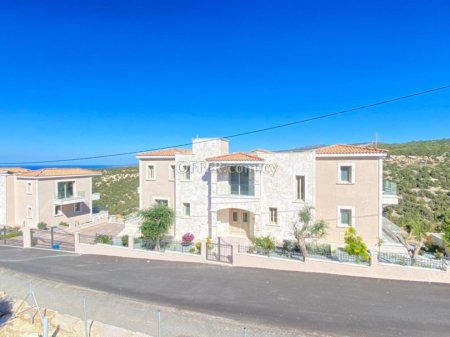 6 Bed Detached House for sale in Peyia, Paphos - 9