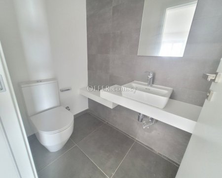 3 Bed Apartment for sale in Agios Spiridon, Limassol - 8