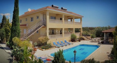 8 Bed Detached House for rent in Kolossi, Limassol - 9