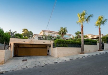 8 Bed Detached House for sale in Agios Tychon, Limassol - 8