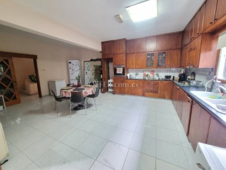 4 Bed Detached House for sale in Trachoni, Limassol - 8