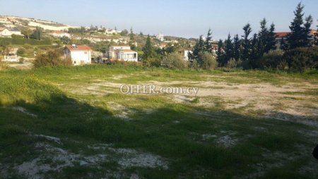 Field for sale in Agios Tychon, Limassol - 5