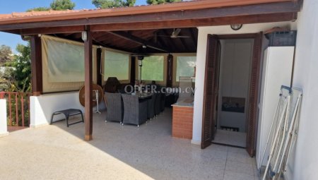 4 Bed Detached House for sale in Agios Tychon, Limassol - 8